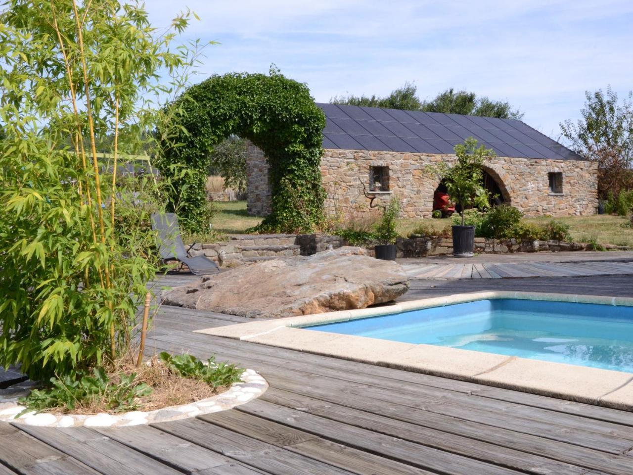 Gorgeous Holiday Home In Stoumont With Garden 外观 照片