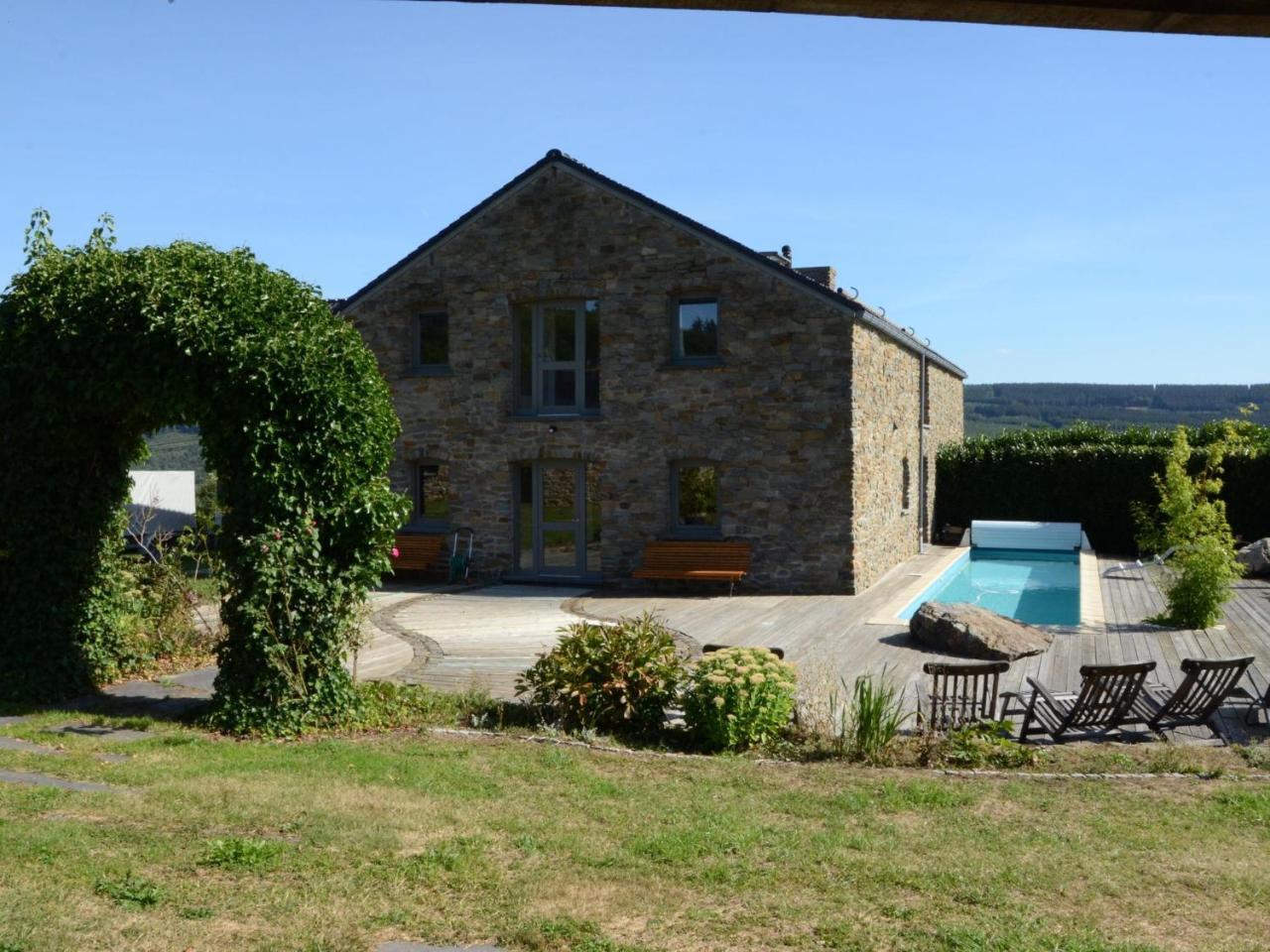 Gorgeous Holiday Home In Stoumont With Garden 外观 照片