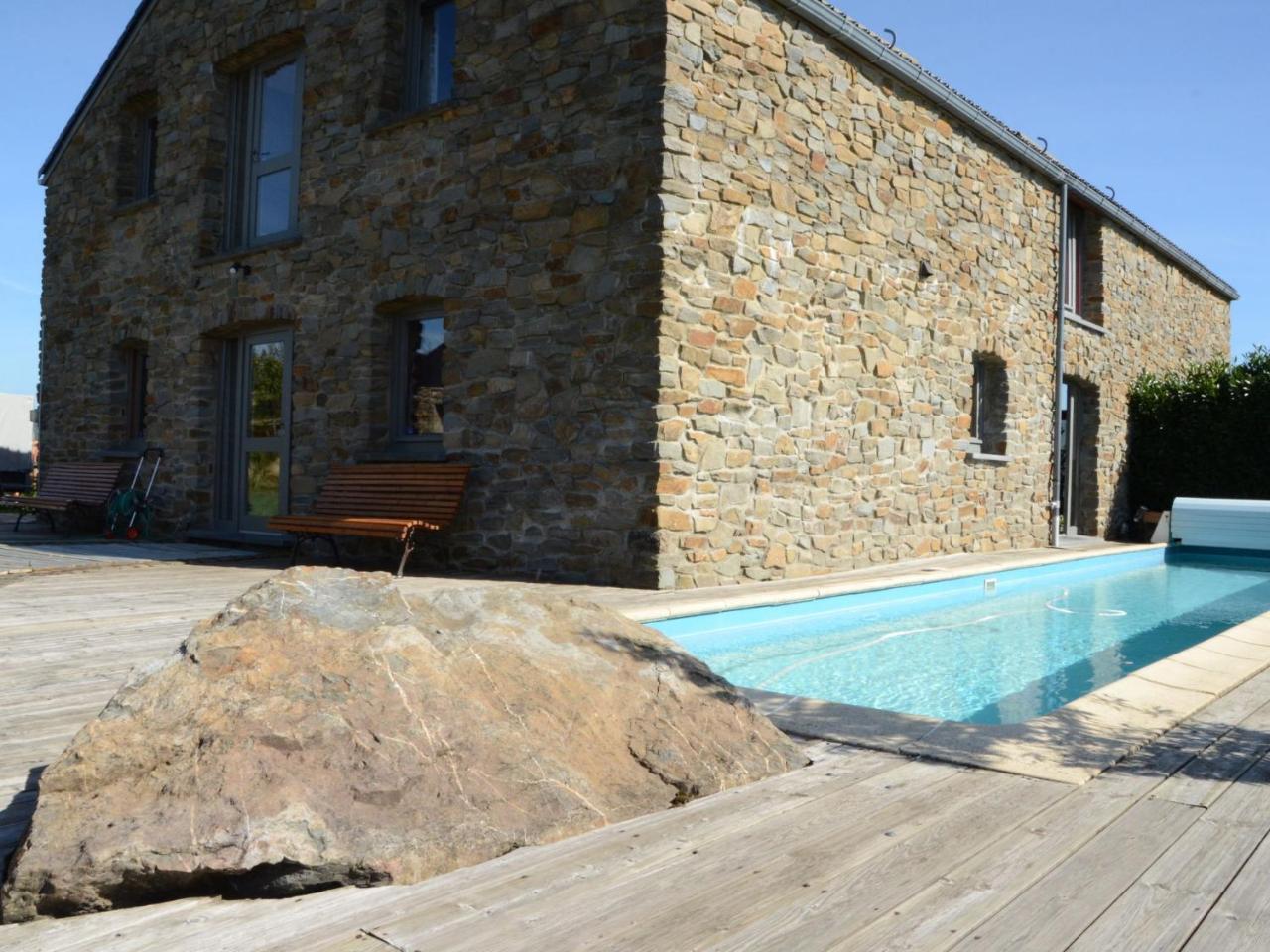 Gorgeous Holiday Home In Stoumont With Garden 外观 照片